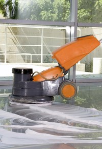 Bodenreinigung mit einem Scheuersaugmaschine in Erkelenz