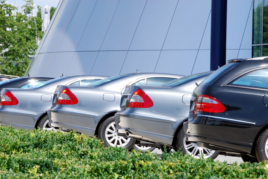 Bundesweiter Zulassungsdienst Für Fahrzeug Anmeldung, Ummeldung Und ...